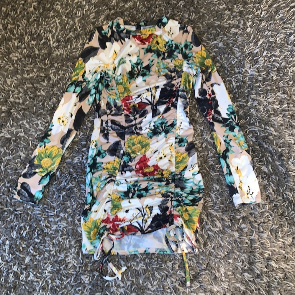 Revamped Floral Long Sleeve Dress Size Medium
